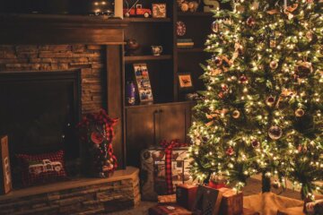 Embracing the true meaning of Abundance: How Christmas Can Inspire Us to Become Better People in the New Year